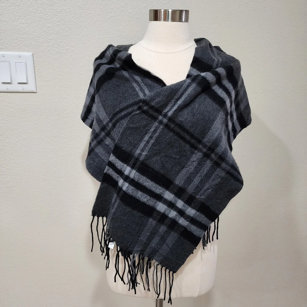 Enzo Mantovani Cashmere x Wool Scarf Plaid Black & Gray Unisex Luxury